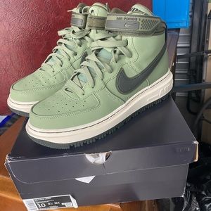 Nike Air Force 1 Boots // Oil Green // Men’s Size 10